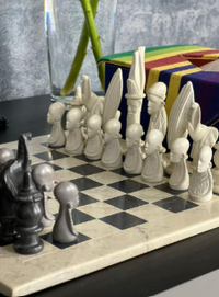 African-themed chess set - Design 1