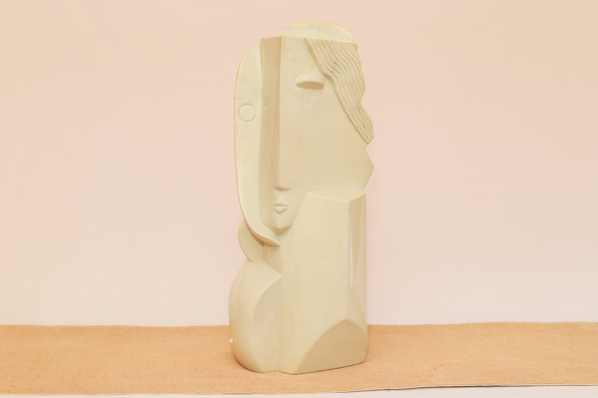 Facets Face Totem