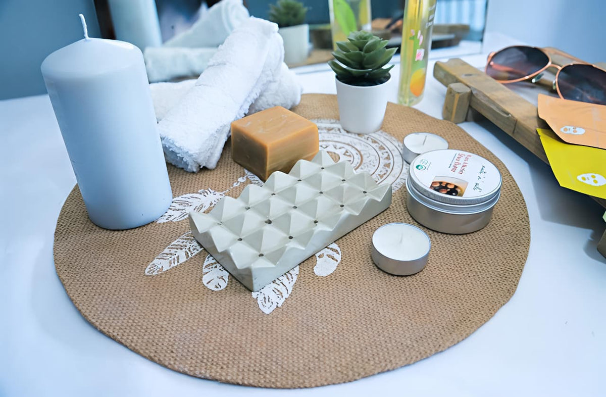 Zig zag soap dish