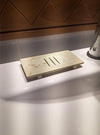 Rectangular pedestal soap dish