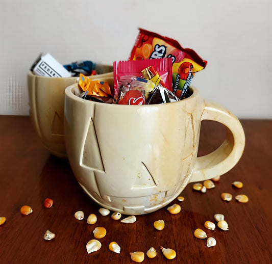 Decorative halloween mug